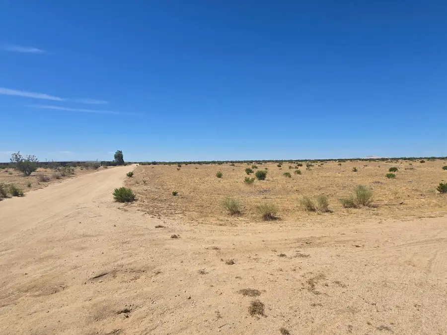 1234 Ryan Avenue, California City, CA 93505 - #3