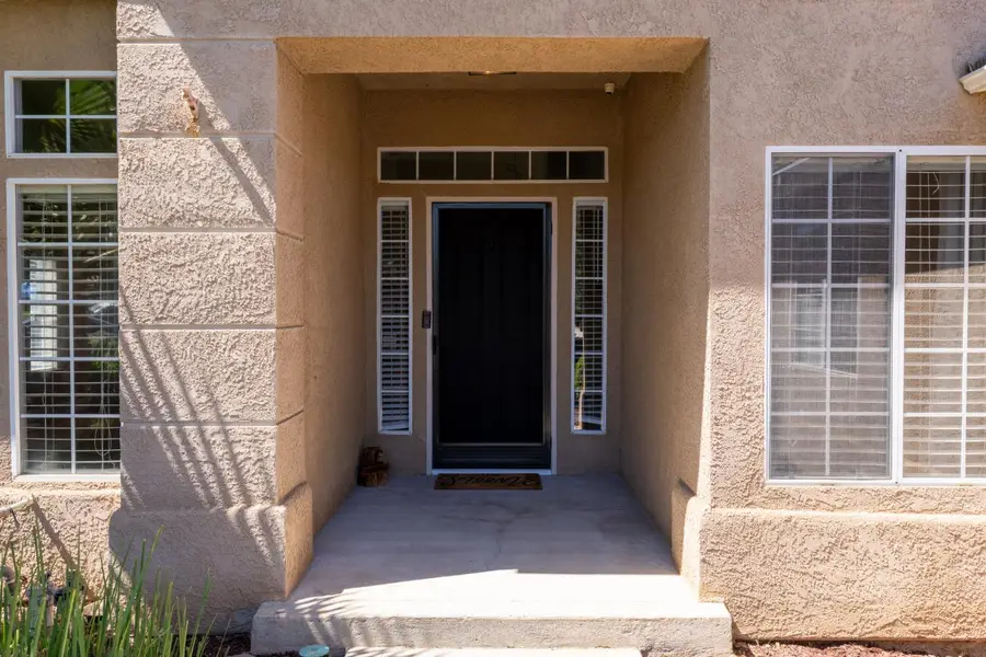 9455 N Woodrow Avenue, Fresno, CA 93720 - #3