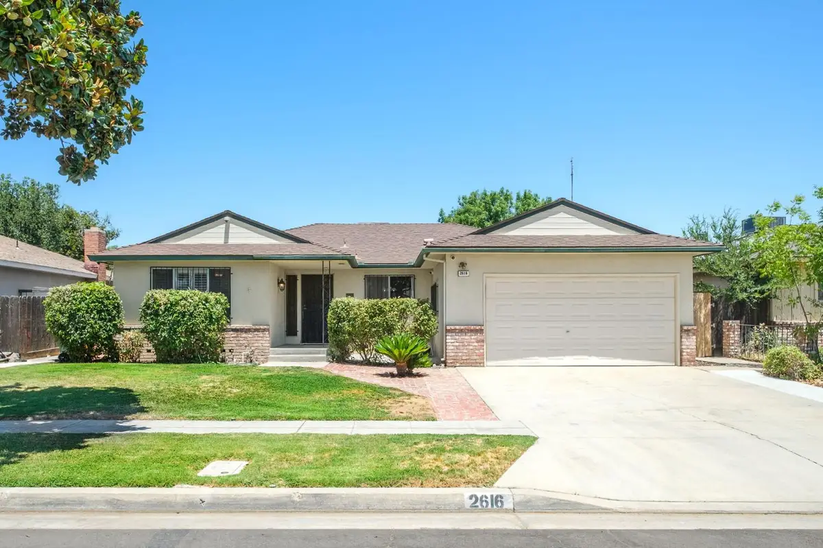 2616 W San Gabriel Avenue, Fresno, CA 93705 - #1