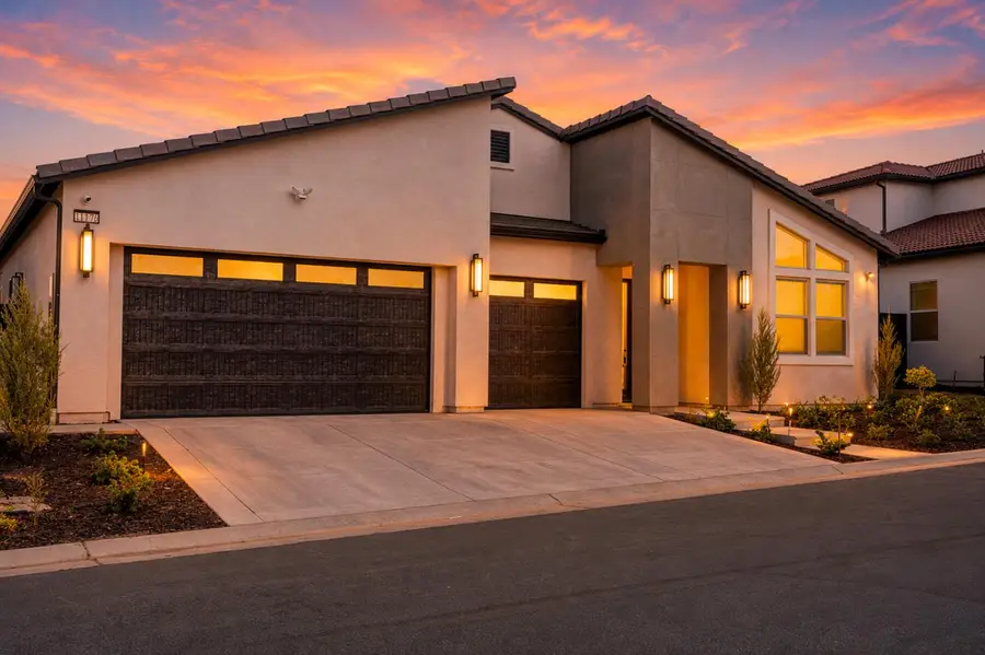 11176 N Via Revenna Drive, Fresno, CA 93730 - #2