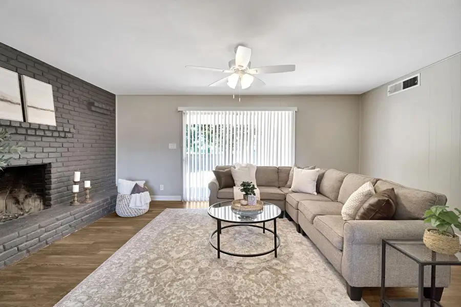 5455 N Bond Street, Fresno, CA 93710 - #3