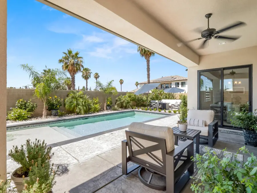 2283 E Courtside Drive, Fresno, CA 93730 - #2