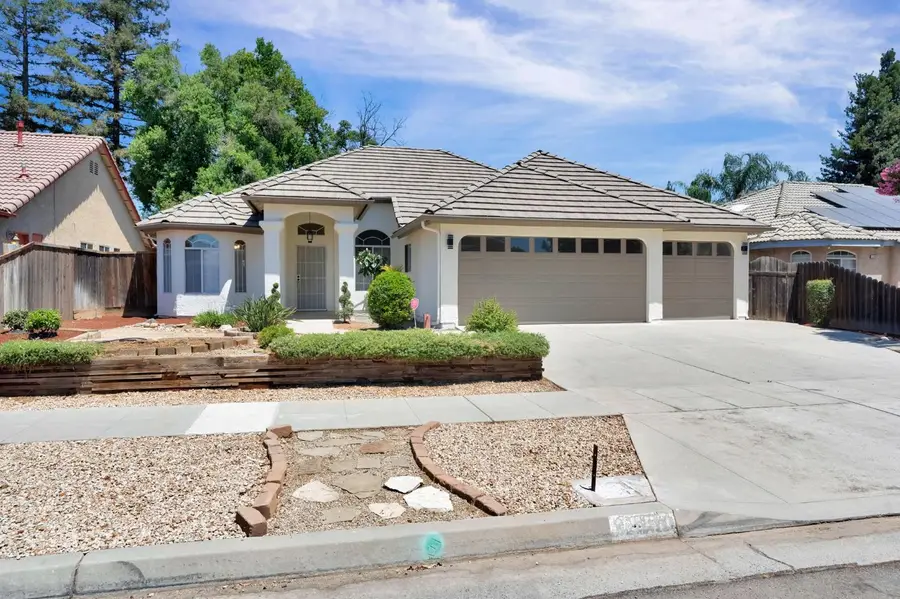 3550 W Escalon Avenue, Fresno, CA 93711 - #2