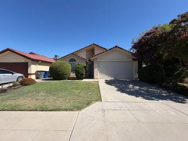 5246 W Magill Avenue, Fresno, CA 93722