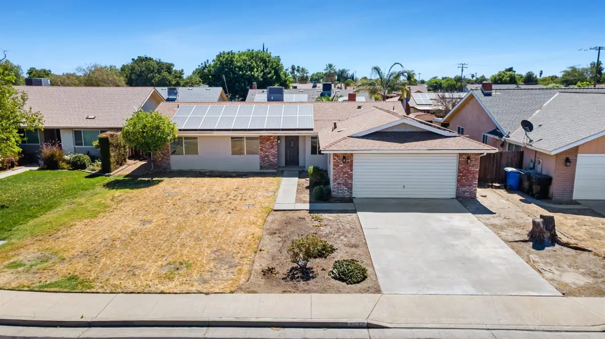 2117 Beechwood Court, Hanford, CA 93230 - #1