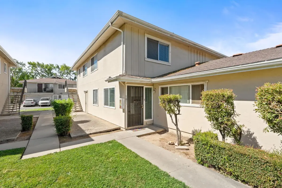 4969 N Holt Avenue #101, Fresno, CA 93705 - #1