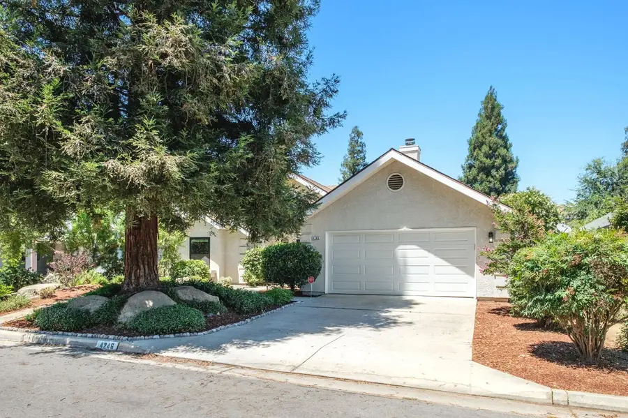 4246 W Los Altos Avenue, Fresno, CA 93722 - #3