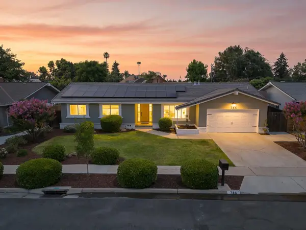 744 W Palo Alto Avenue, Fresno, CA 93704