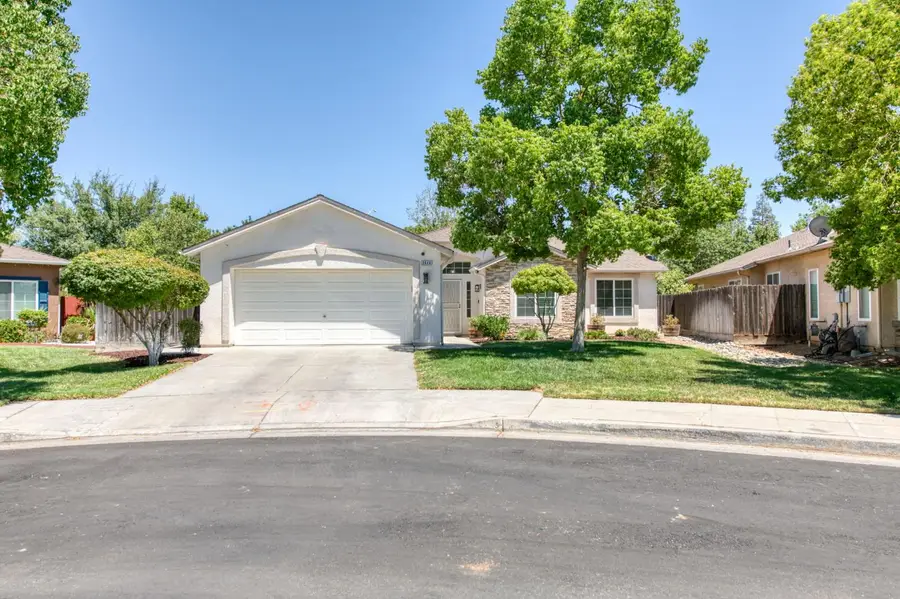 2444 N Tracy N, Fresno, CA 93722 - #2