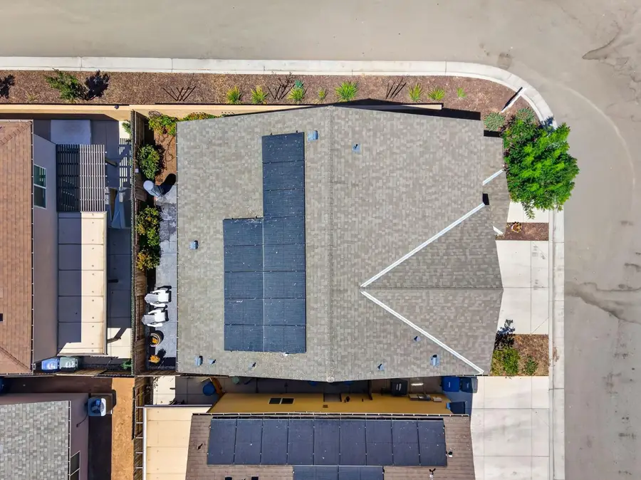 6137 W Richert Avenue, Fresno, CA 93723 - #3