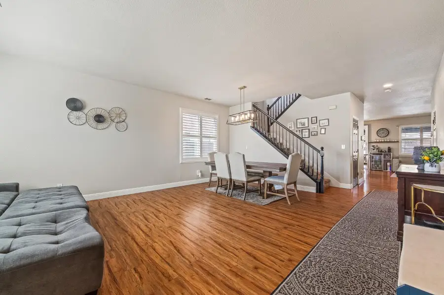 1942 Hanson Avenue, Clovis, CA 93611 - #2