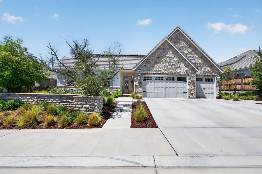 2314 E Kynzlee Avenue, Fresno, CA 93730 - #2