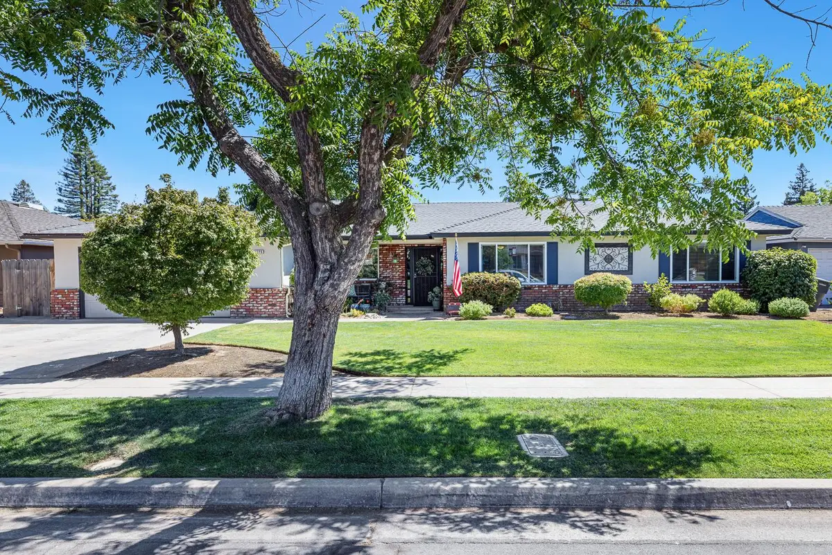 1325 W Magill Avenue, Fresno, CA 93711 - #1