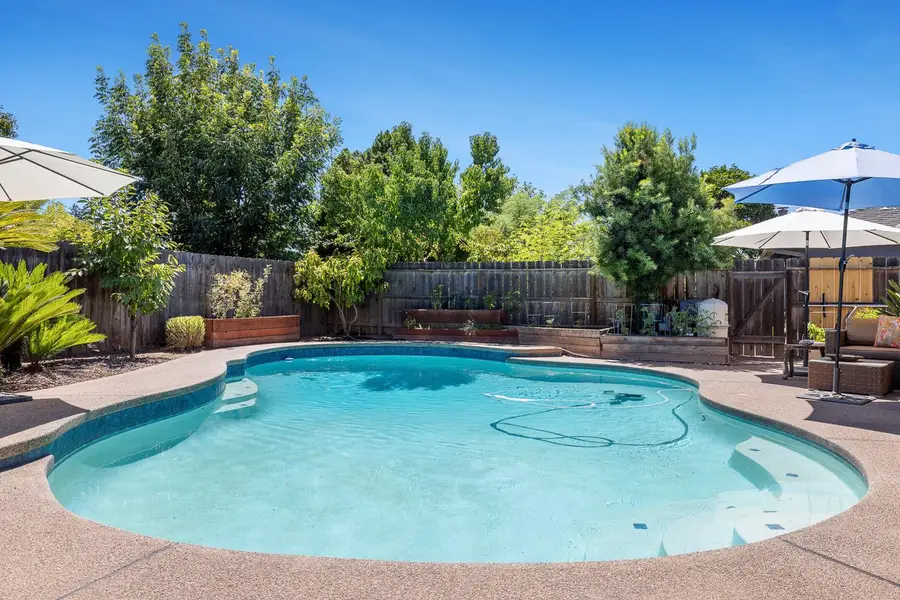 1325 W Magill Avenue, Fresno, CA 93711 - #3