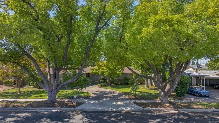 277 W Browning Avenue, Fresno, CA 93704 - #3