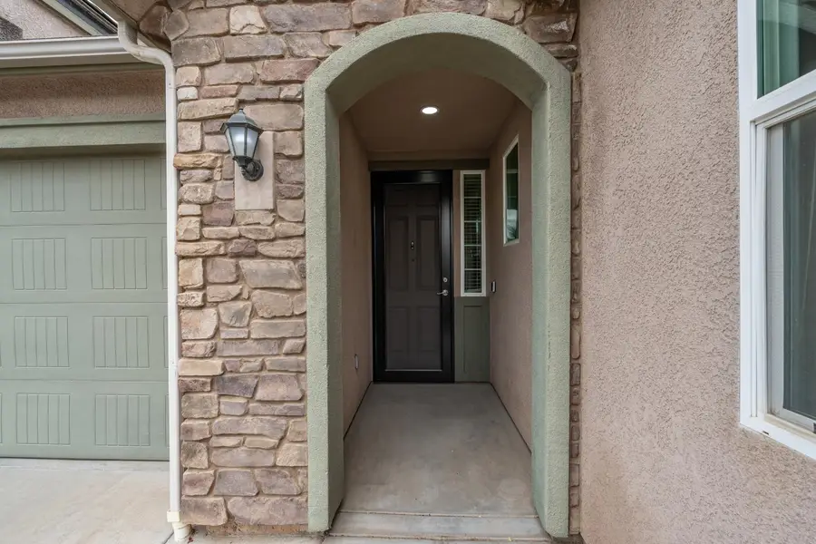 7137 N Fusion Drive, Fresno, CA 93711 - #3
