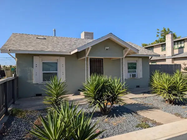 545 W University Avenue, Fresno, CA 93705