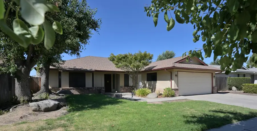 5927 E Nevada Avenue, Fresno, CA 93727 - #2
