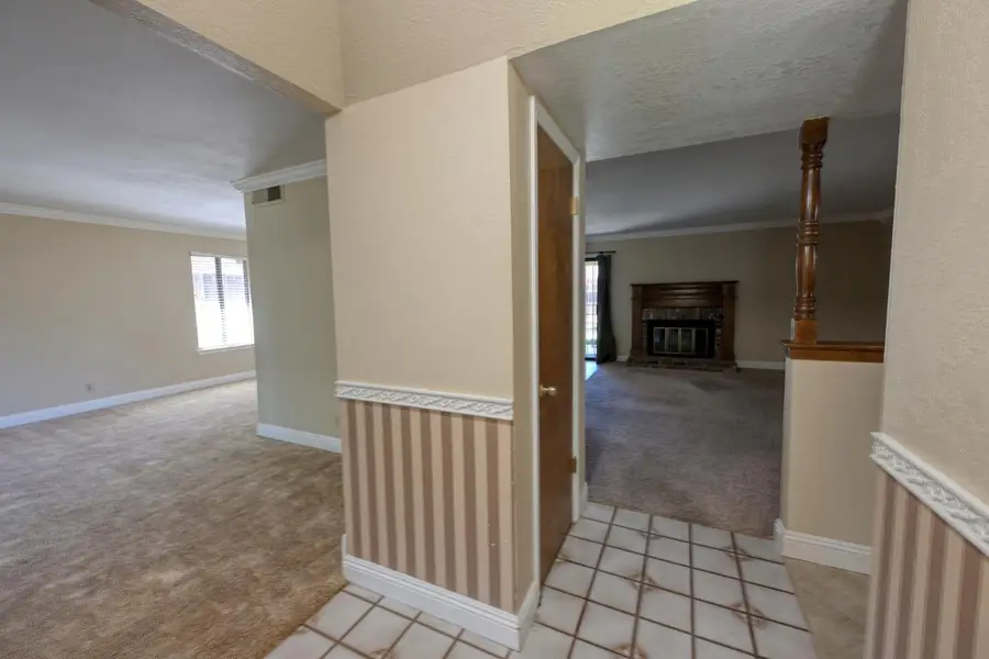 5927 E Nevada Avenue, Fresno, CA 93727 - #3