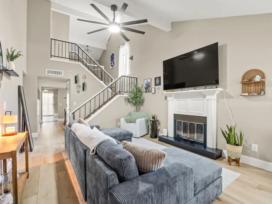 5455 N Marty Avenue #110, Fresno, CA 93711 - #3
