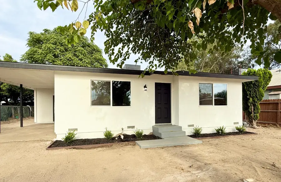 9762 S Shaft Avenue, Selma, CA 93662 - #2
