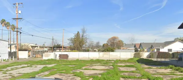 1122 7th, Sanger, CA 93657