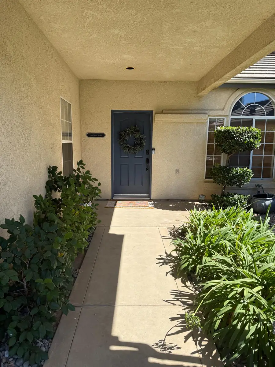 2061 E Ticonderoga Drive, Fresno, CA 93720 - #2