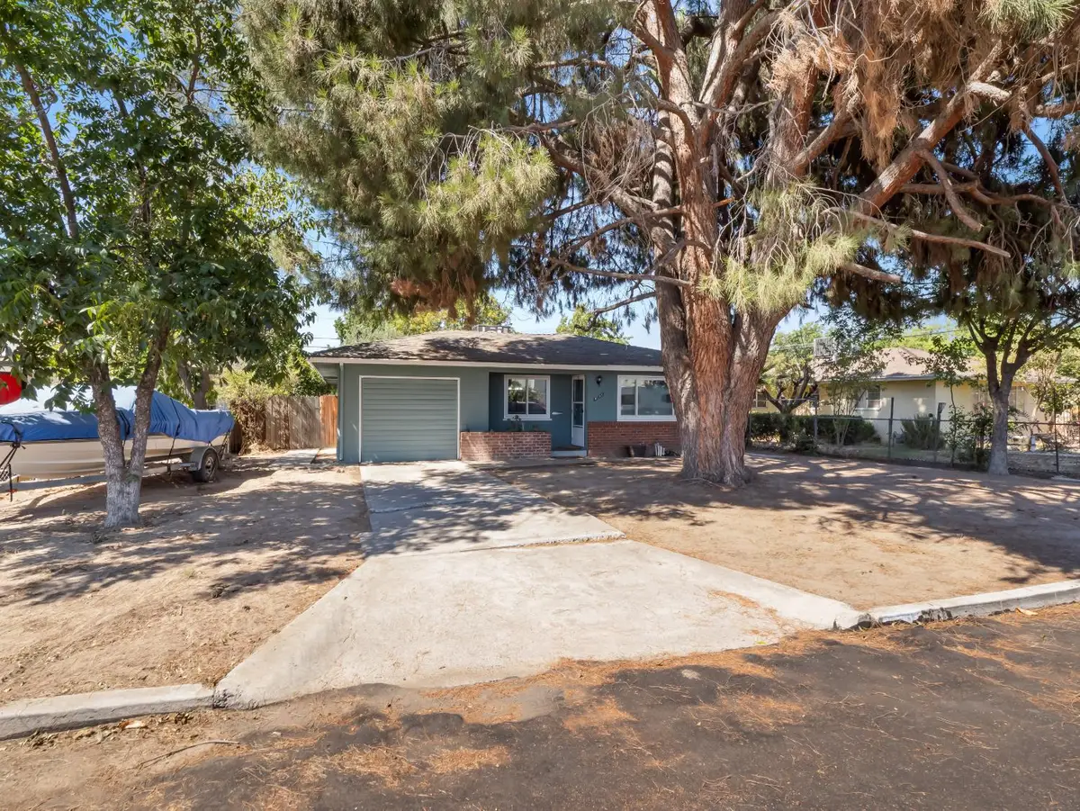 4795 E Simpson Avenue, Fresno, CA 93703 - #1