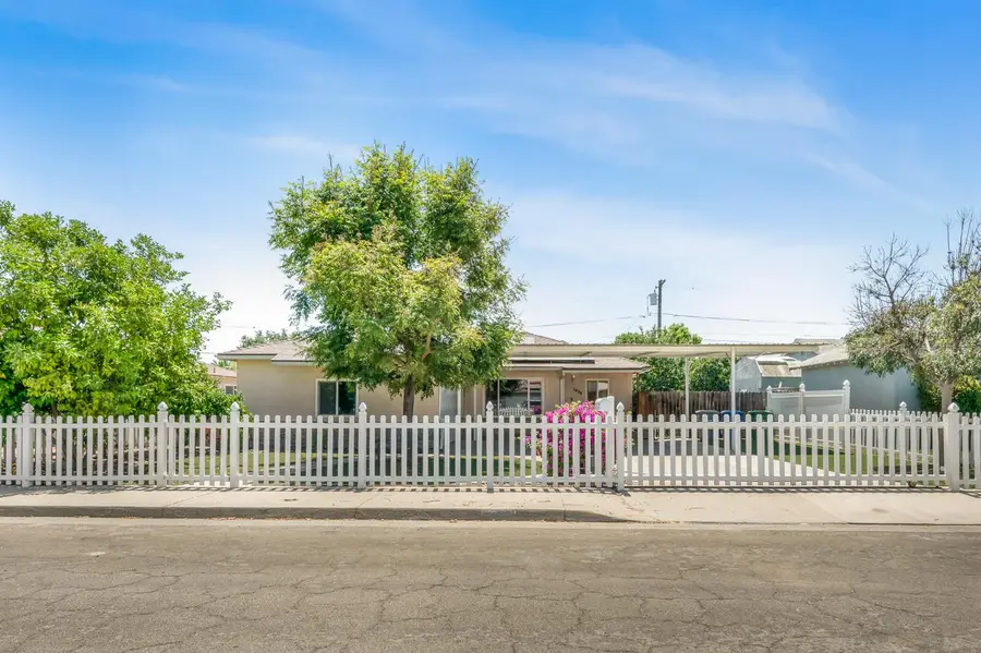 1439 Gary Street, Selma, CA 93662 - #2