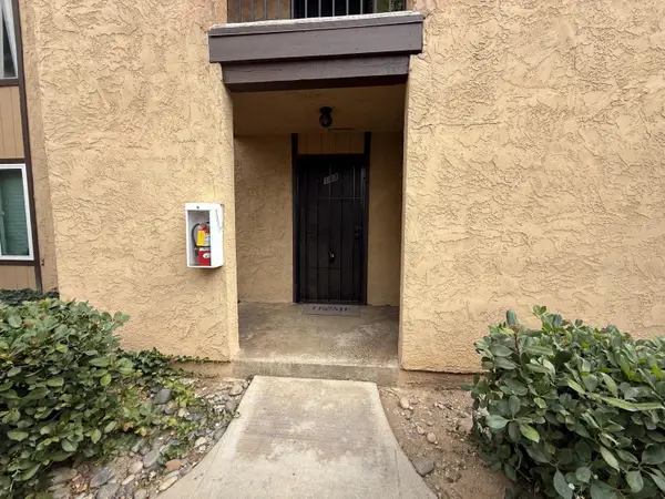 1550 W Ashlan Avenue #113, Fresno, CA 93705
