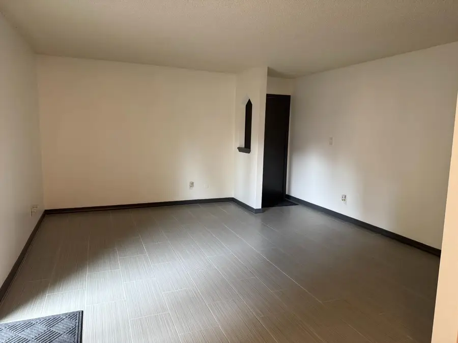 1550 W Ashlan Avenue #113, Fresno, CA 93705 - #3