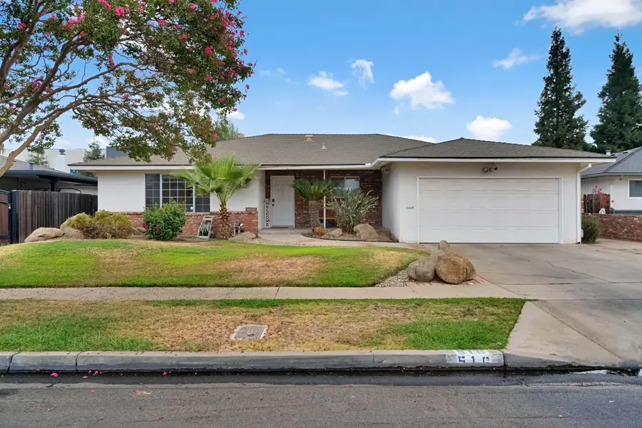 516 E Magill Avenue, Fresno, CA 93710 - #2