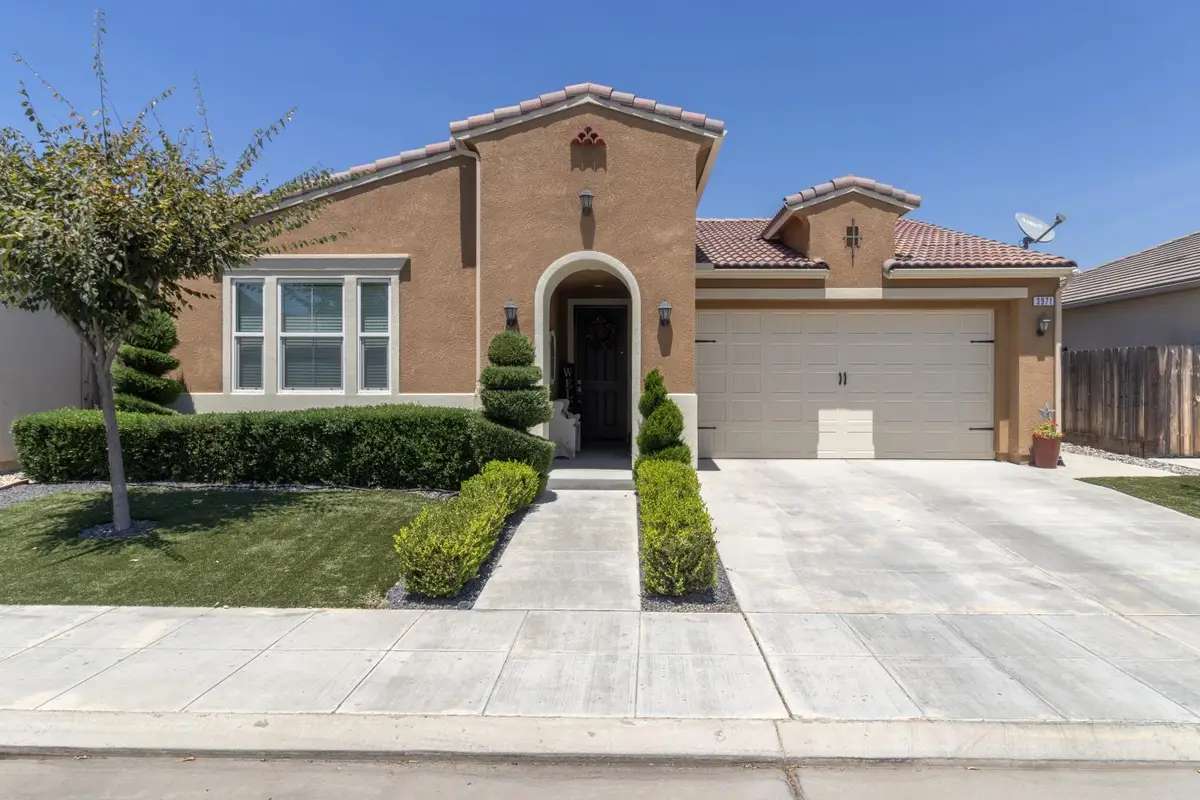 3971 Saginaw Avenue, Clovis, CA 93619 - #1