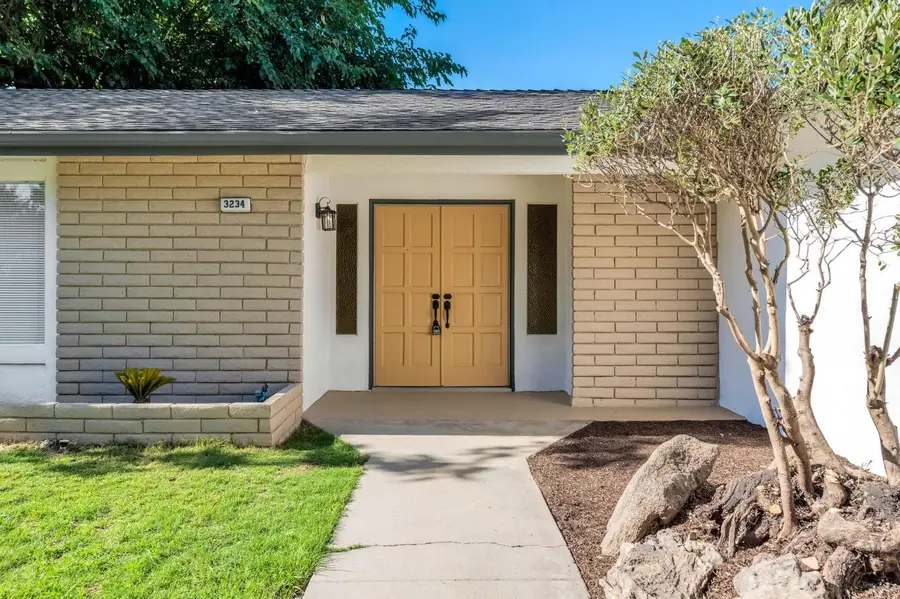 3234 Palo Alto Avenue, Fresno, CA 93710 - #2