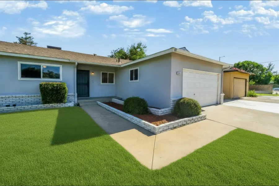 1767 Gettysburg Avenue, Clovis, CA 93611 - #3