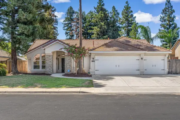 744 W Chennault Avenue, Clovis, CA 93611