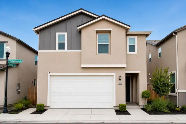 2292 N Columbus Drive, Fresno, CA 93727