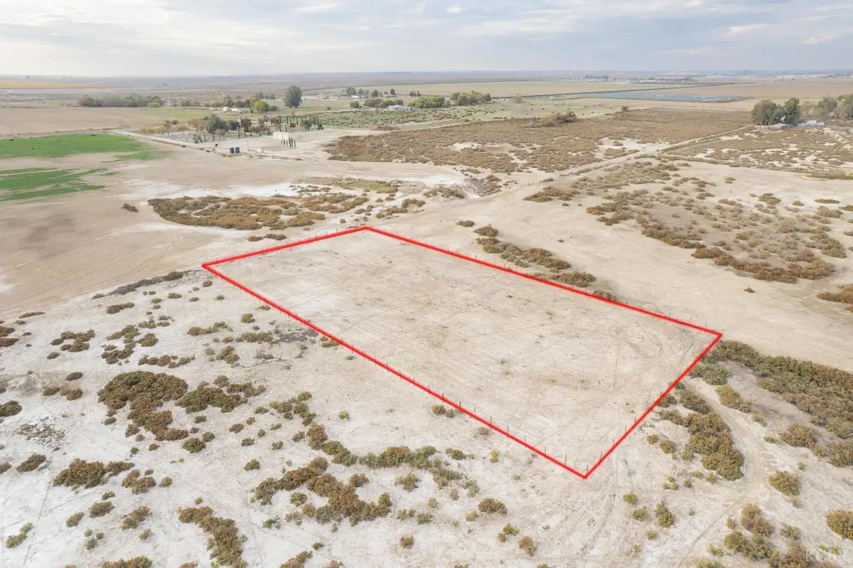 10 Jackson, Lemoore, CA 93245 - #1