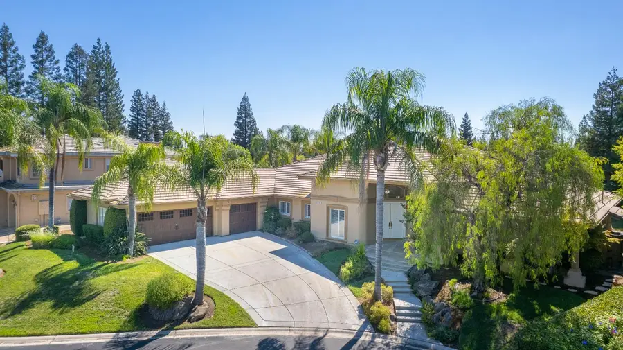333 W River Court, Fresno, CA 93711 - #2