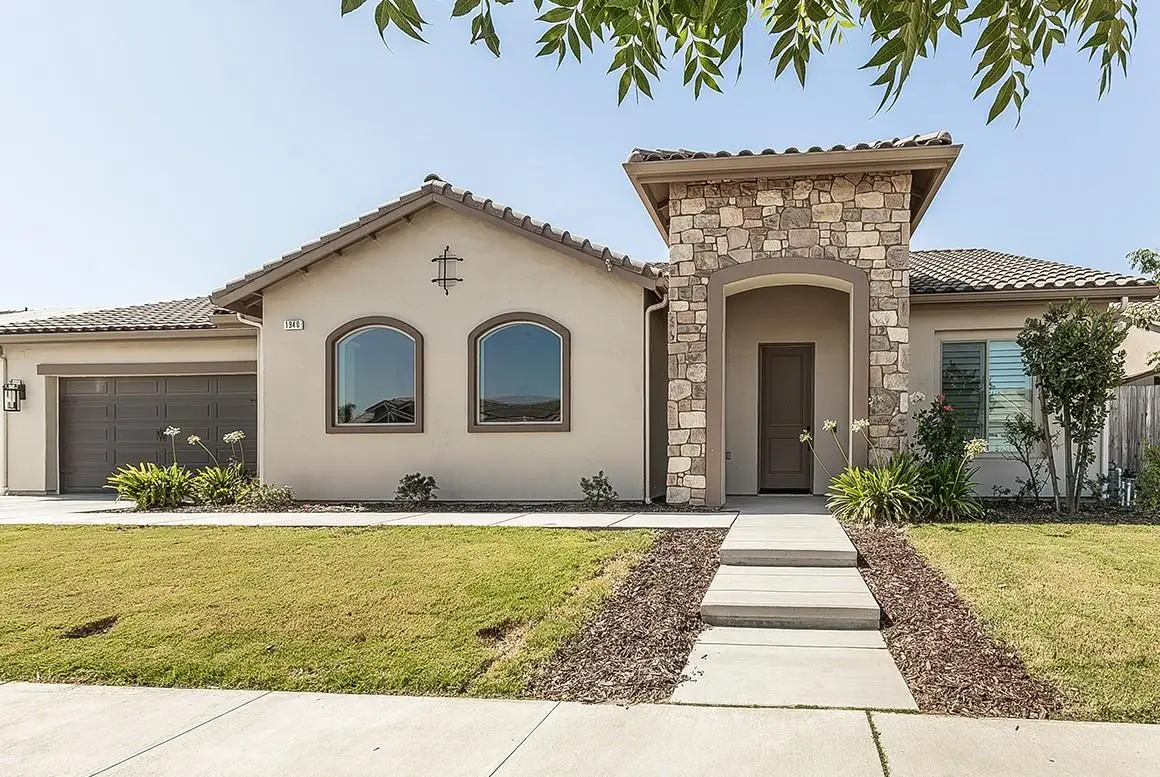 1940 Solig Avenue, Kingsburg, CA 93631 - #1