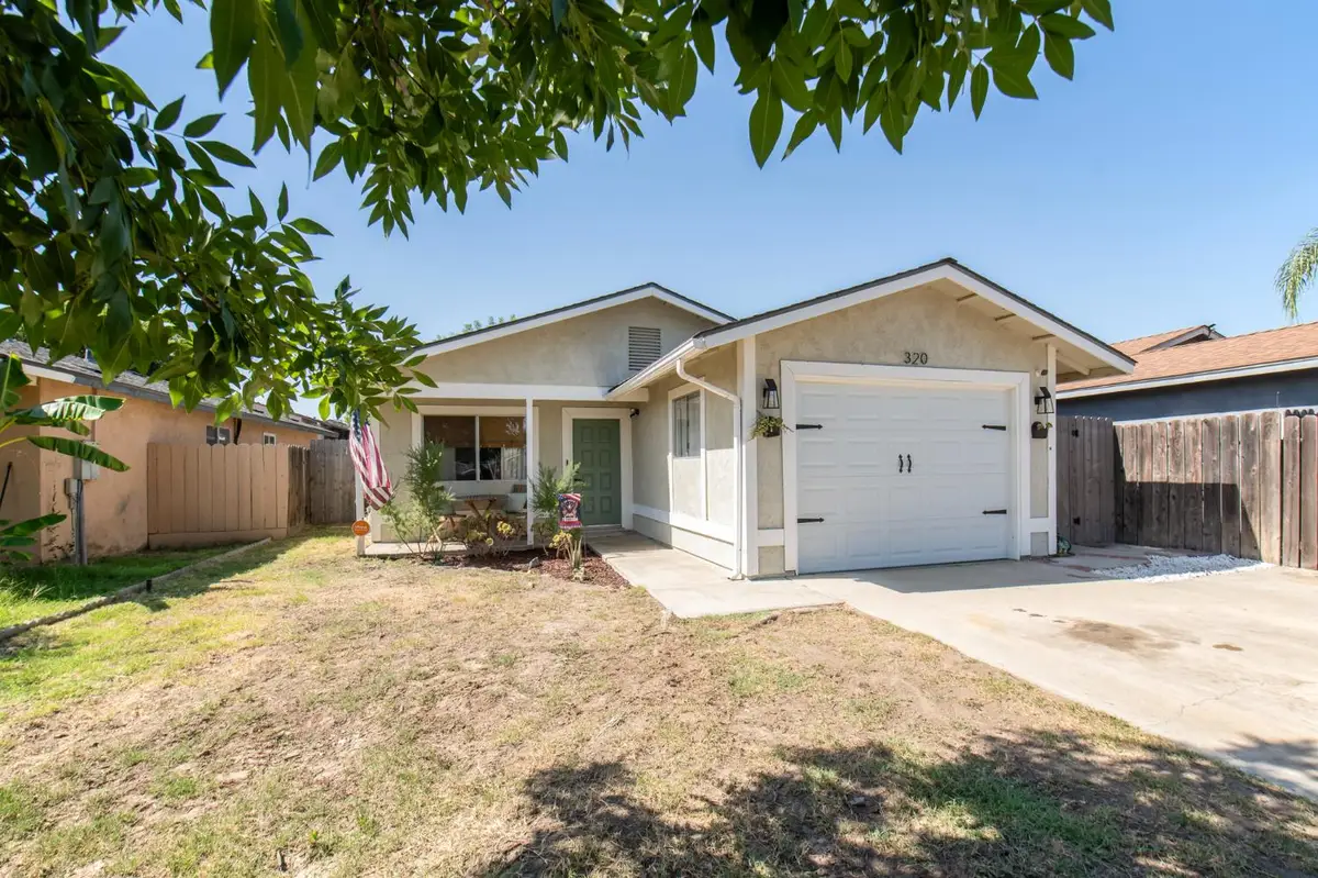 320 Mariposa Street, Kingsburg, CA 93631 - #1