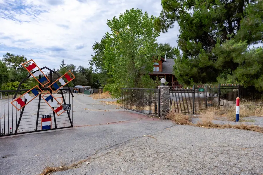 58011 Road 601, Ahwahnee, CA 93601 - #3