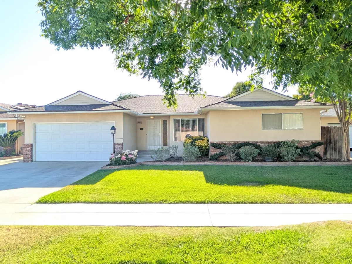 6345 N Spalding Avenue, Fresno, CA 93710 - #1