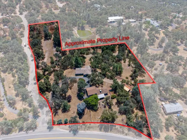 43710 Hilltop Lane, Ahwahnee, CA 93601