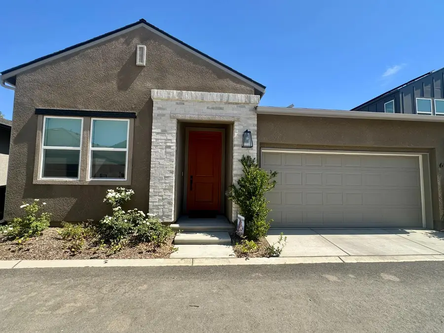 697 Grace Way, Madera, CA 93636 - #3