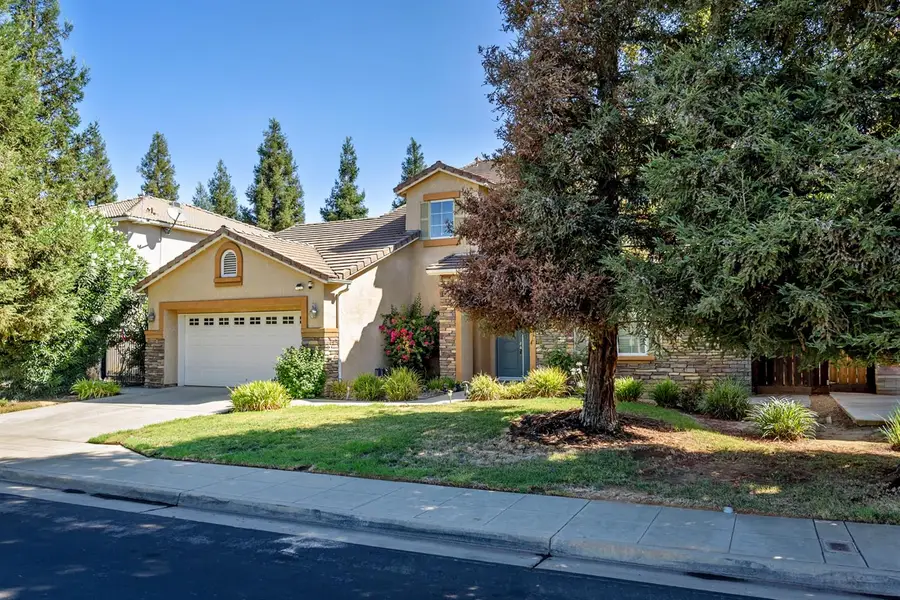 2729 Goshen Avenue, Clovis, CA 93611 - #3