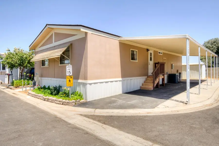 5541 E Tulare Street #19, Fresno, CA 93727 - #3