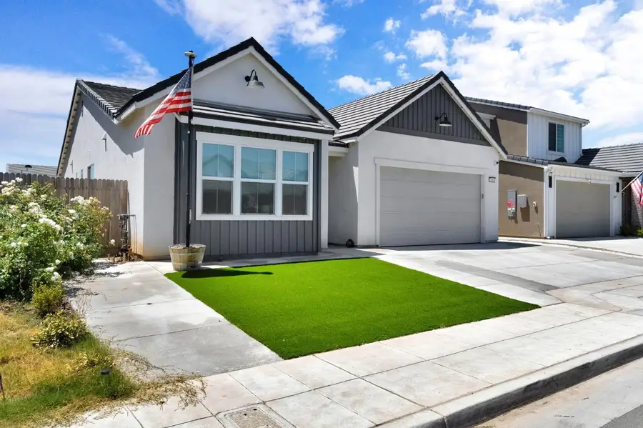 7081 W Ashcroft Avenue, Fresno, CA 93723 - #2