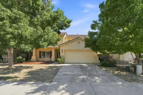 2834 Cherry Tree Lane, Madera, CA 93637