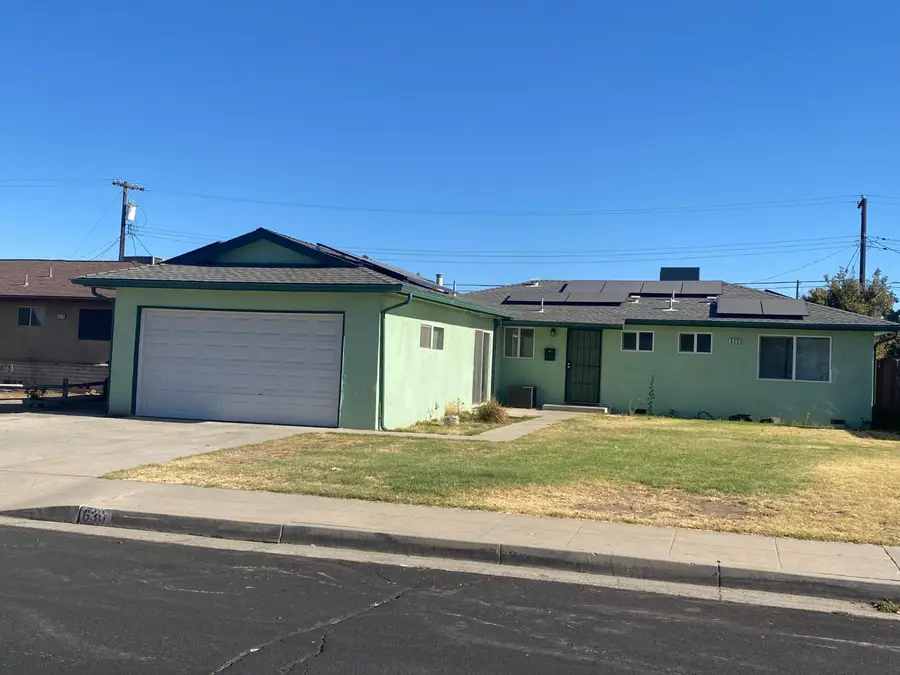 630 W San Gabriel Avenue, Clovis, CA 93612 - #2
